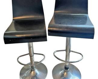 Adjustable Height Swivel Bar Stools