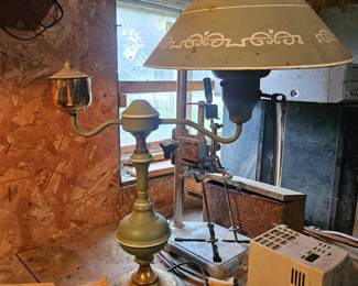 Tole toleware desk lamp works 