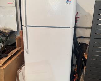 Frigidair Refrigerator Freezer