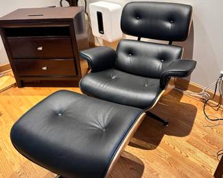 Eames style lounge chair