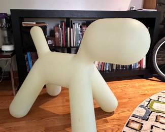 Glow in the dark Magis Puppy
