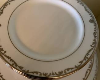 #218 Lenox Coronet Platinum - 10 5 pc Settings & Serving Pieces - 56 Pieces $150.00