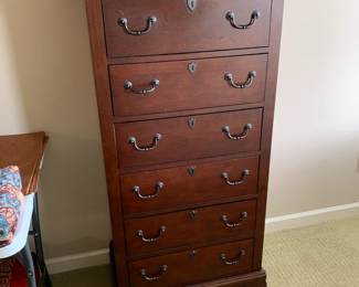 #160 Broyhill Chest of 6 Drawers - 28x17x55 $125.00