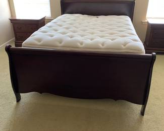 #158 Queen Wood Sleigh Bed $125.00
#159 Englander Pillow Top Mattress/Boxsprings $100.00