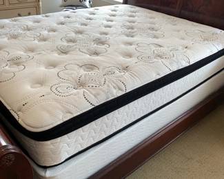 #80 Wanek Furniture - Pillow Top Extra Loft Queen Mattress & Boxsprings - 60x79 $100.00