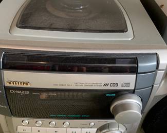 #147 Aiwa Stero w/2 speakers CXMA222 $75.00