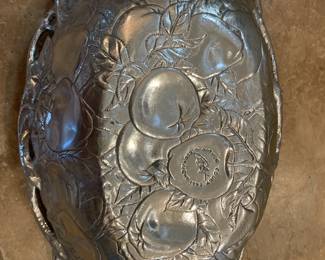 #219 Aurthur Court Serving Platter w/apples $20.00