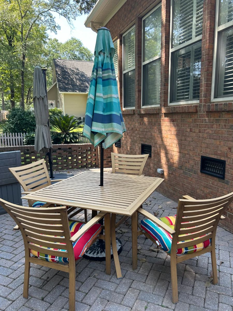 Aluminum patio set