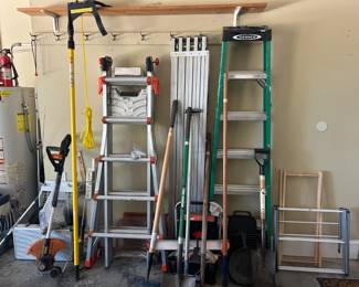 little giant ladder with many parts , ladder, weedeater