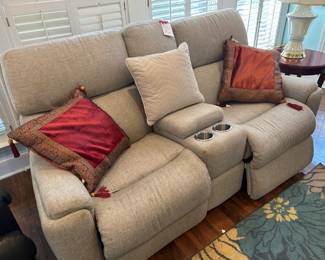 power recliner loveseat with console