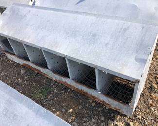 6 Hole Nesting Box