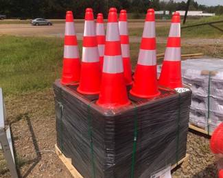 250 SAFETY TRAFFIC CONES