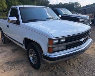 CHEVROLET 1500 PICKUP TRUCK