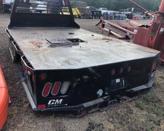 CM TRUCK FLATBED