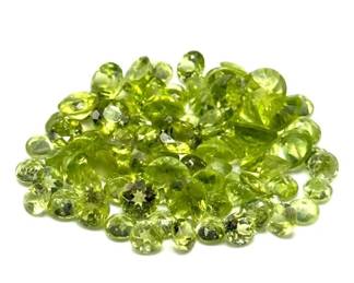 35.28 Carat Peridot Gemstones
