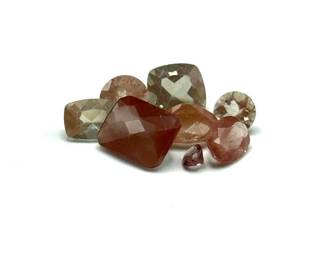 7.6 Carat Sunstone Gemstones