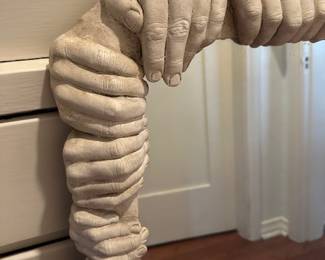 Hands Mirror