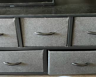 Cloth drawers