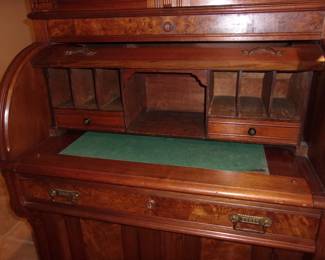 Roll Top Desk in Secretary