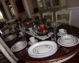 Close  Up of Dinnerware