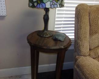 Tiffany Style Lamp, Cute Table