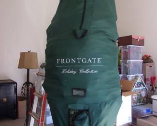 9' FRONTGATE Lighted Christmas Tree w/Cover