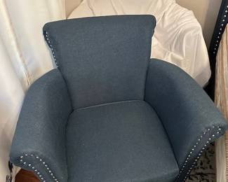 ARM CHAIR