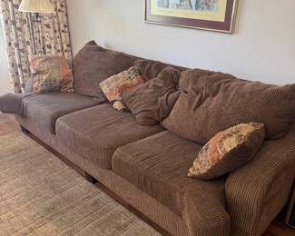 ES couch