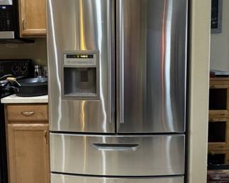 LG refrigerator