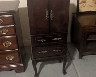 Jewelry box - vintage (one drawer inside has damage but can be easily repaired