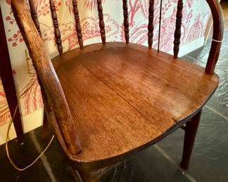 Antique windsor chairs - we have a pair of these!