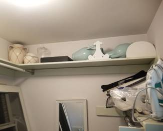 Vases and decor