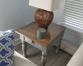 End table; table lamp