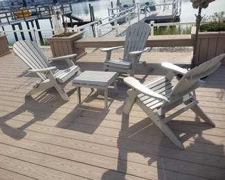 Resin Adirondack chairs - end table