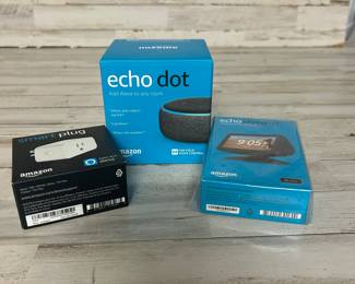 Amazon Echo Dot, Echo Show 5 Stand & Smart Plug – Alexa Smart Home Bundle