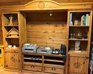 Entertainment Center with Texas Start inserts can be broken into 4 pieces for shelves only or a table 