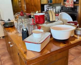 Red enamel