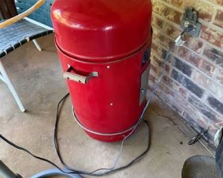 Electric smoker