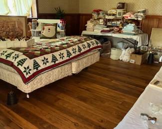 King bed, Christmas items and linens