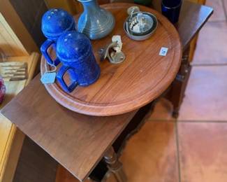 Lazy susan and decor on a nice magazine table