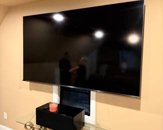 85" Samsung TV