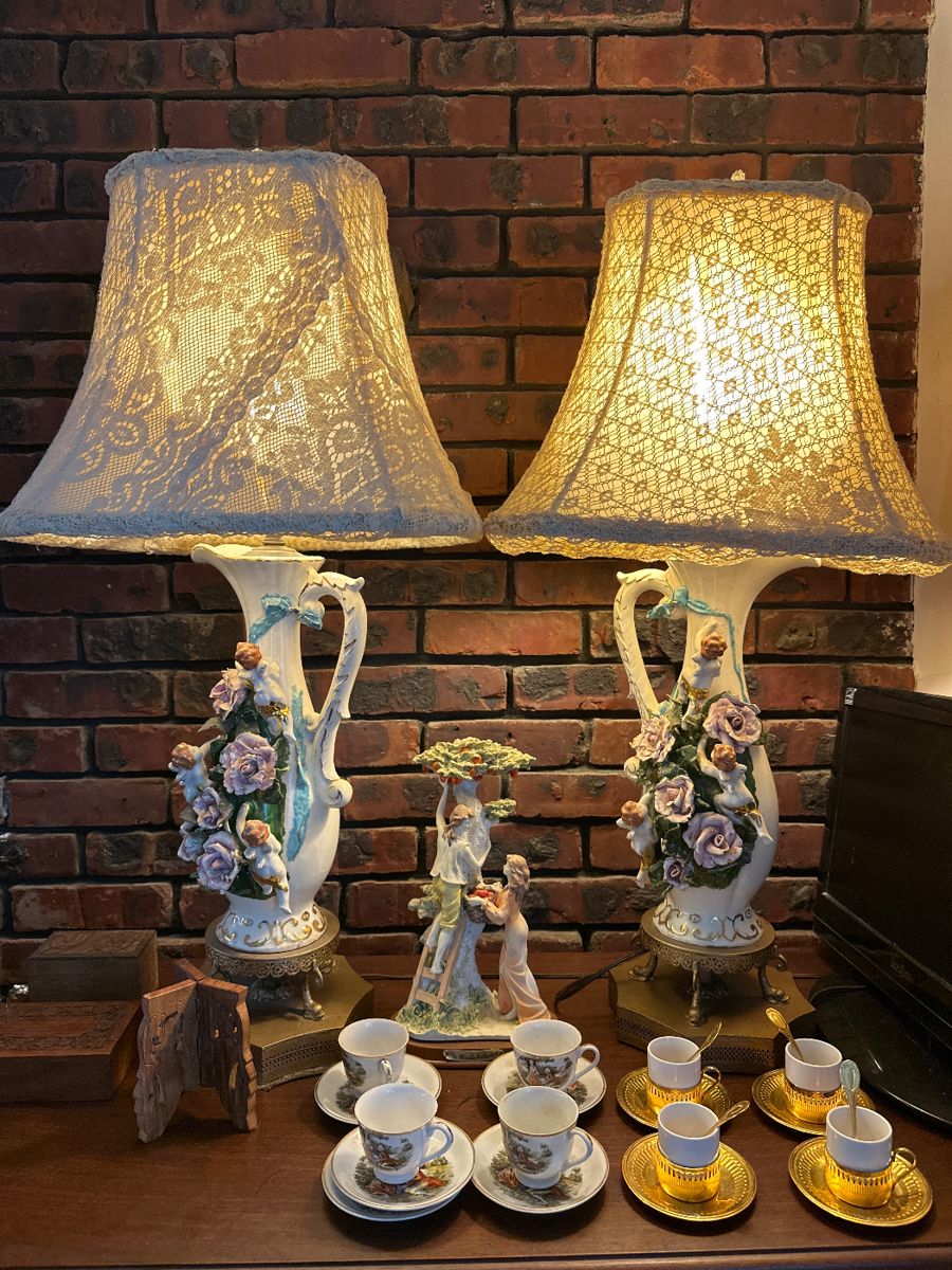 Floral lamps and demitasse cups and saucers