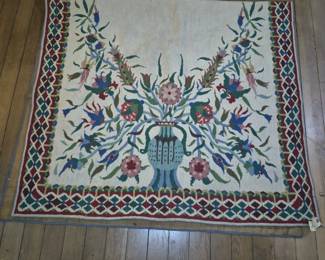 Eaahnikon hand made carpet