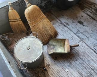 Misc. brooms scoop