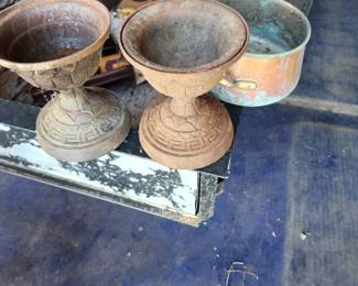 Urns Pan
