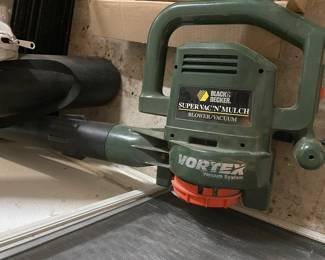 Black & Decker Vortex blower/vacuum