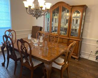 Thomasville dining set