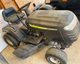 Poulan Tractor