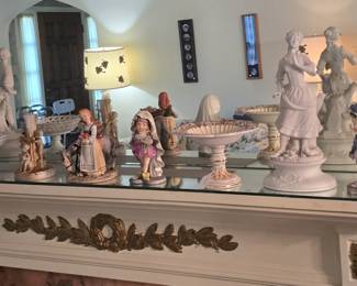 VINTAGE ITALIAN & ARTMARK FIGURINES