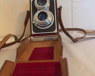 Antique Camera Super Ricohflex